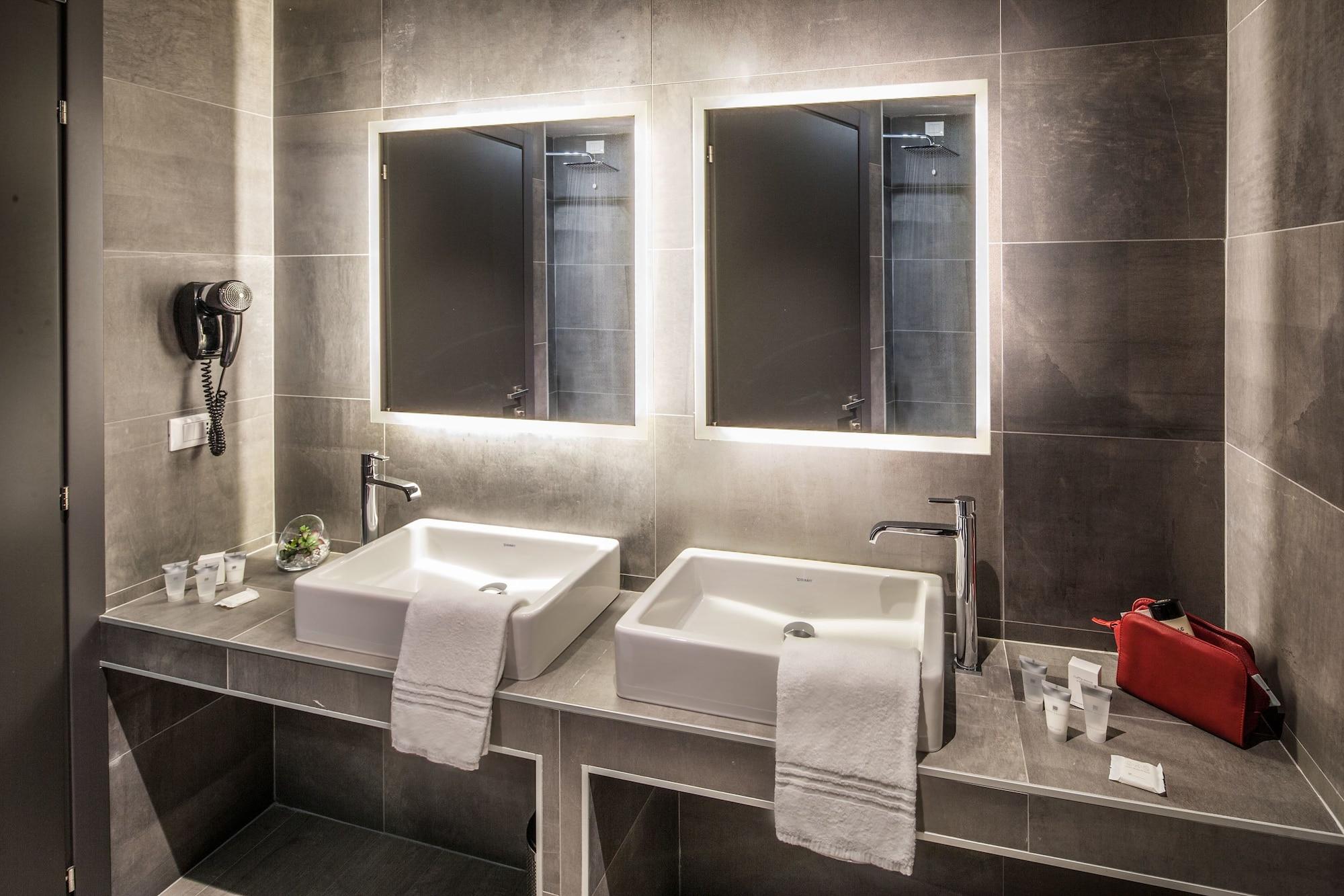 Spice Hotel Milano Exterior photo